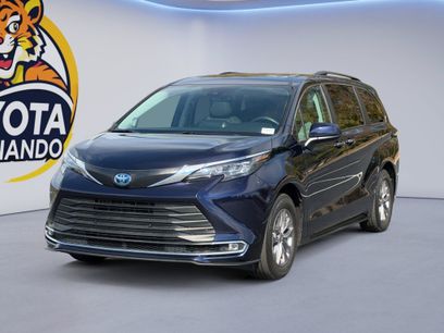 Used 2024 Toyota Sienna XLE w/ XLE Plus Package