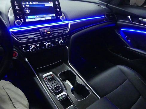 Used 2021 Honda Accord Sport image 16