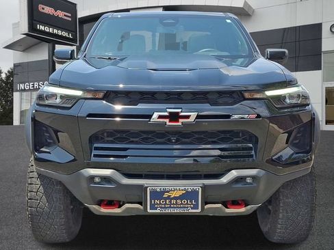 Used 2024 Chevrolet Colorado ZR2 w/ ZR2 Convenience Package III AWD/4WD image 23