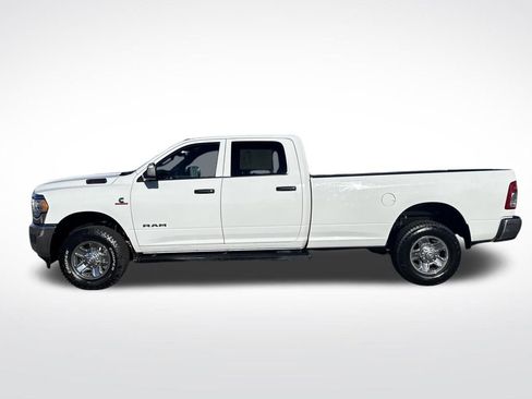 Used 2022 RAM 3500 Tradesman image 2