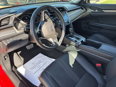Used 2020 Honda Civic Touring image 7