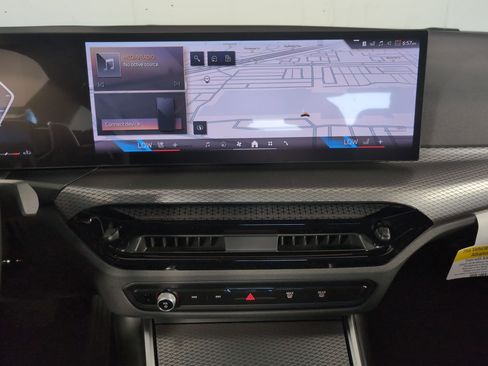 Used 2026 BMW 430i Coupe w/ Parking Assistance Package image 23