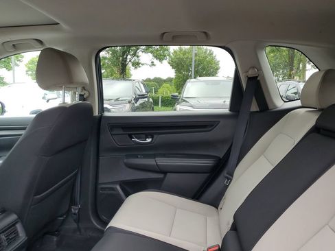 Used 2023 Honda CR-V EX image 10