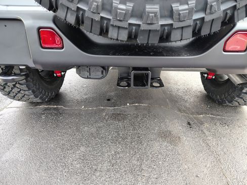 New 2026 Jeep Wrangler Unlimited Sport image 8