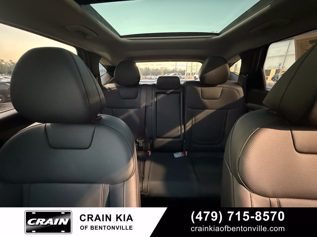 Used 2025 Hyundai Tucson SEL AWD/4WD image 28