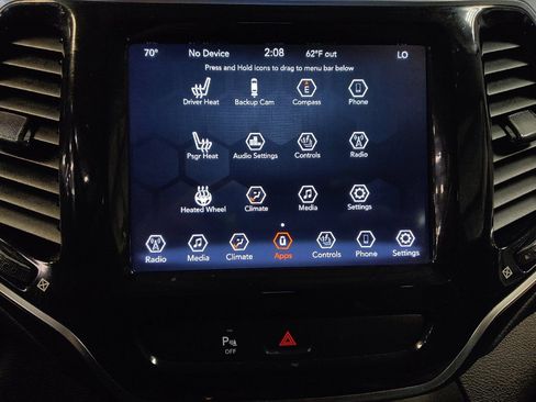 Used 2020 Jeep Cherokee Limited image 25