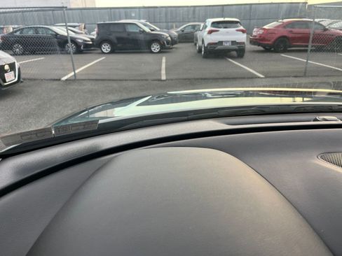 Used 2025 Kia Soul LX w/ LX Technology Package image 32