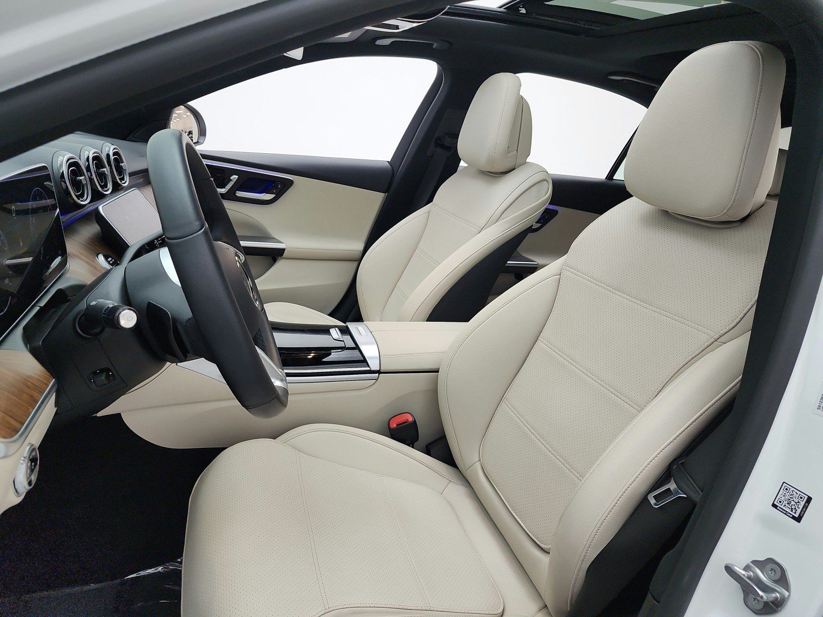 Certified 2023 Mercedes-Benz C 300 Sedan image 15