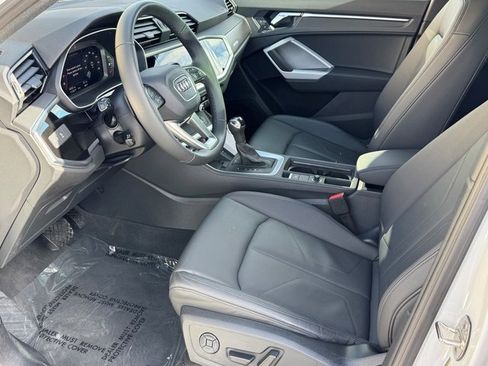 Certified 2025 Audi Q3 2.0T Premium Plus w/ Premium Plus Package image 23
