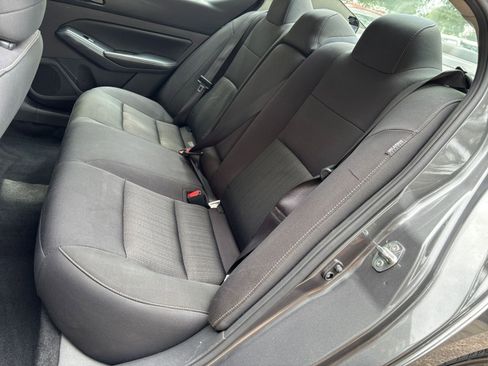 Used 2025 Nissan Altima 2.5 SV FWD image 39
