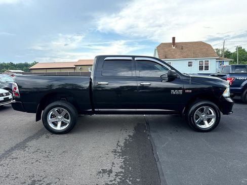 Used 2018 RAM 1500 Express w/ Express Value Package image 7