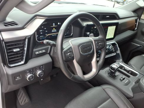Used 2023 GMC Sierra 1500 Denali w/ Denali Reserve Package AWD/4WD image 4