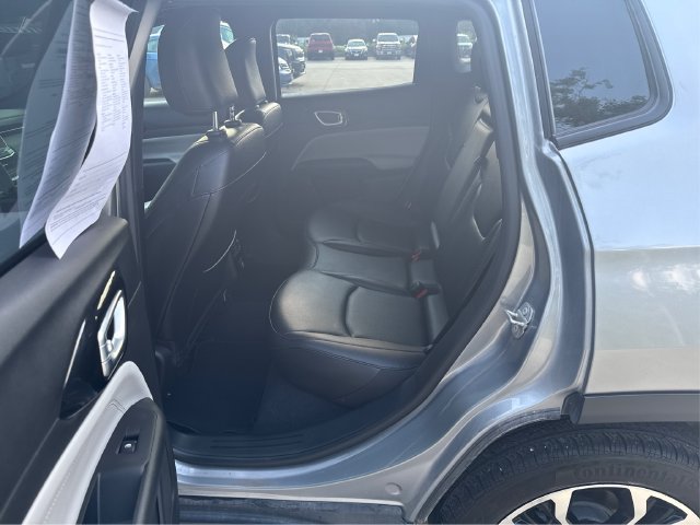 Used 2024 Jeep Compass Limited AWD/4WD image 10