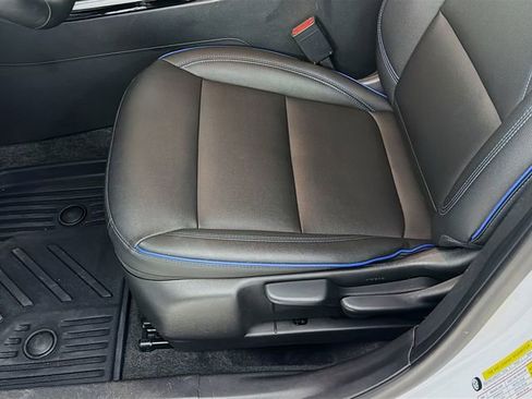 Used 2025 Buick Envista Sport Touring image 21