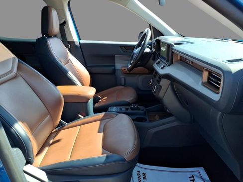 Used 2022 Ford Maverick Lariat w/ Lariat Luxury Package image 13