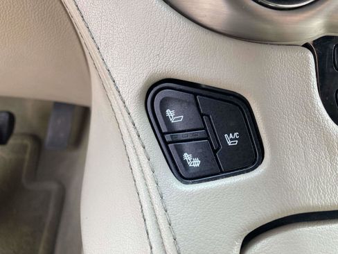 Used 2016 GMC Yukon Denali w/ Open Road Package image 26