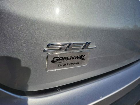 Used 2024 Ford Edge SEL image 34