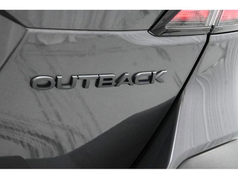 Used 2025 Subaru Outback Onyx Edition AWD/4WD image 53