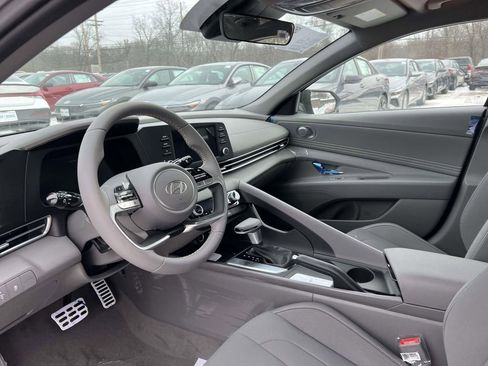 New 2026 Hyundai Elantra Sport FWD image 24
