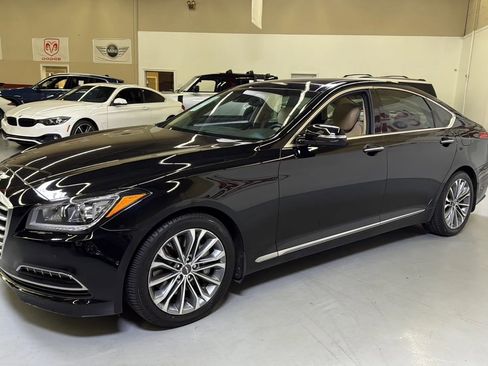 Used 2015 Hyundai Genesis 3.8 w/ Option Group 03 image 4