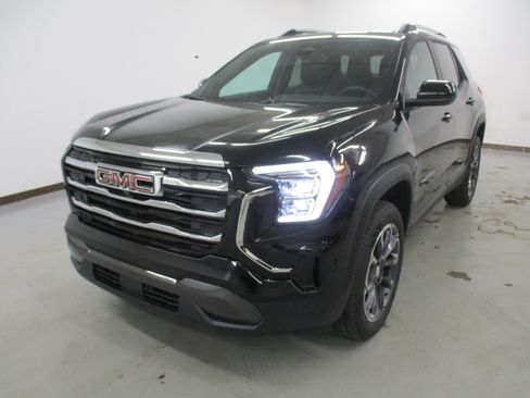 New 2026 GMC Terrain Elevation w/ Elevation Premium Package FWD image 1