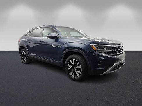 Used 2021 Volkswagen Atlas Cross Sport SE image 1