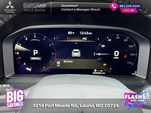 New 2025 Mitsubishi Outlander SEL image 18