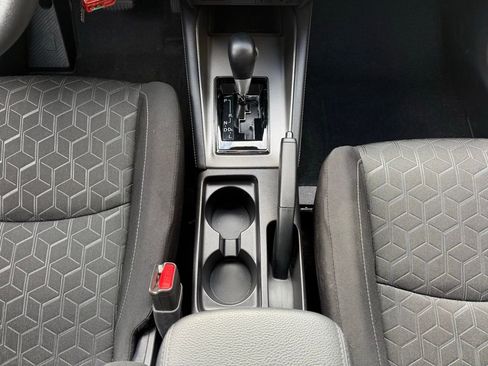 Used 2025 Mitsubishi Outlander Sport SE image 16