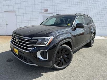 New 2026 Volkswagen Atlas SE