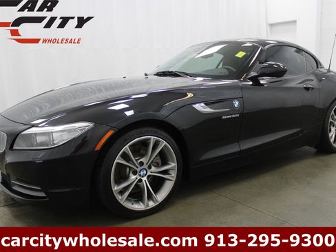 Used 2016 BMW Z4 sDrive35i RWD image 1