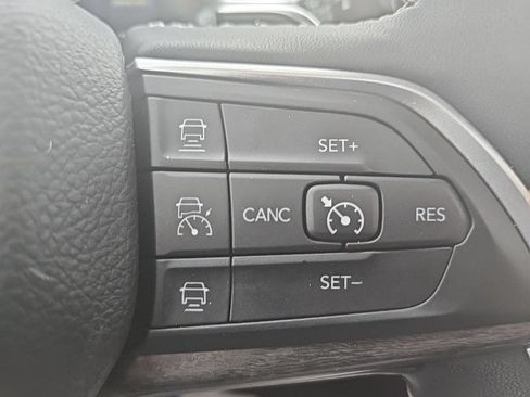 Used 2024 Jeep Grand Cherokee Limited 4xe AWD/4WD image 16