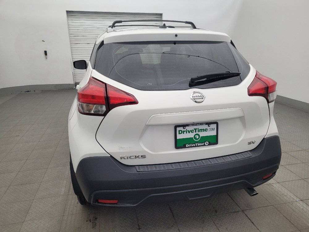 Used 2018 Nissan Kicks SV w/ Exterior Package FWD image 6
