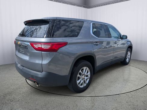 Used 2020 Chevrolet Traverse LS FWD image 3