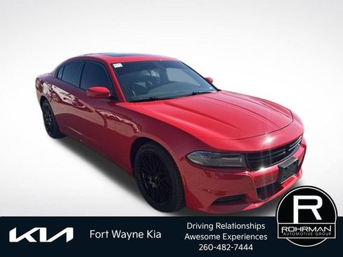 Used 2021 Dodge Charger SXT w/ Leather Interior Group RWD image 8