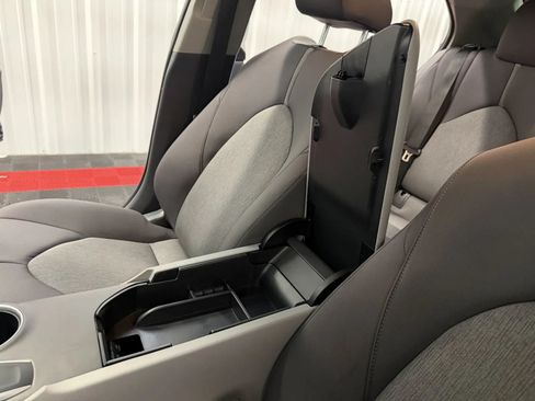 Used 2024 Toyota Camry LE FWD image 34