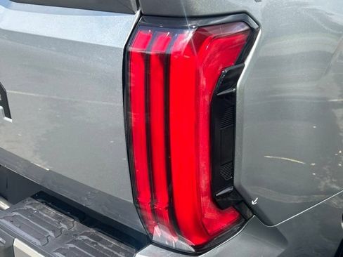 Used 2022 Toyota Tundra Limited w/ TRD Off-Road Package AWD/4WD image 7