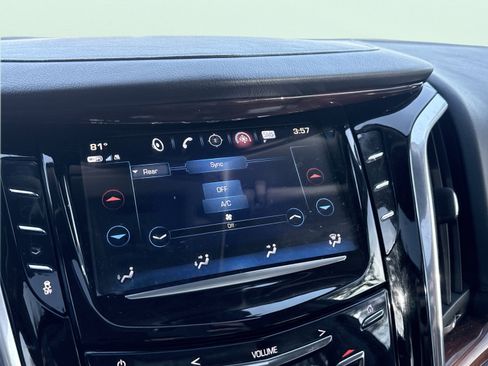 Used 2018 Cadillac Escalade Premium Luxury image 76