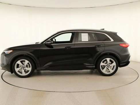 Used 2025 Audi Q5 Prestige AWD/4WD image 2