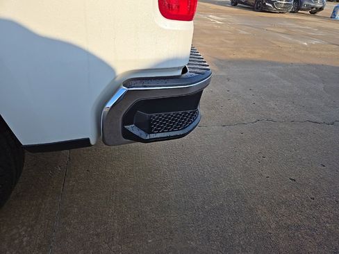 Used 2019 Chevrolet Silverado 1500 LT w/ Texas Edition image 42