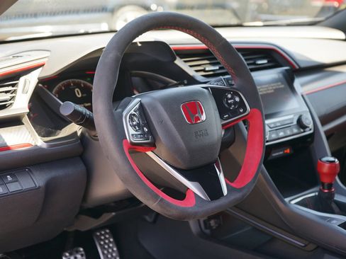Used 2021 Honda Civic Type R image 15