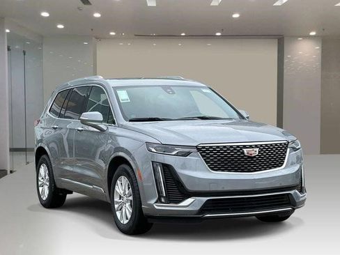 Certified 2024 Cadillac XT6 Luxury w/ LPO, Floor Liner Package AWD/4WD image 7