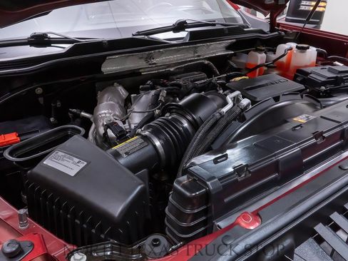 Used 2020 Chevrolet Silverado 2500 LTZ w/ LTZ Premium Package image 40