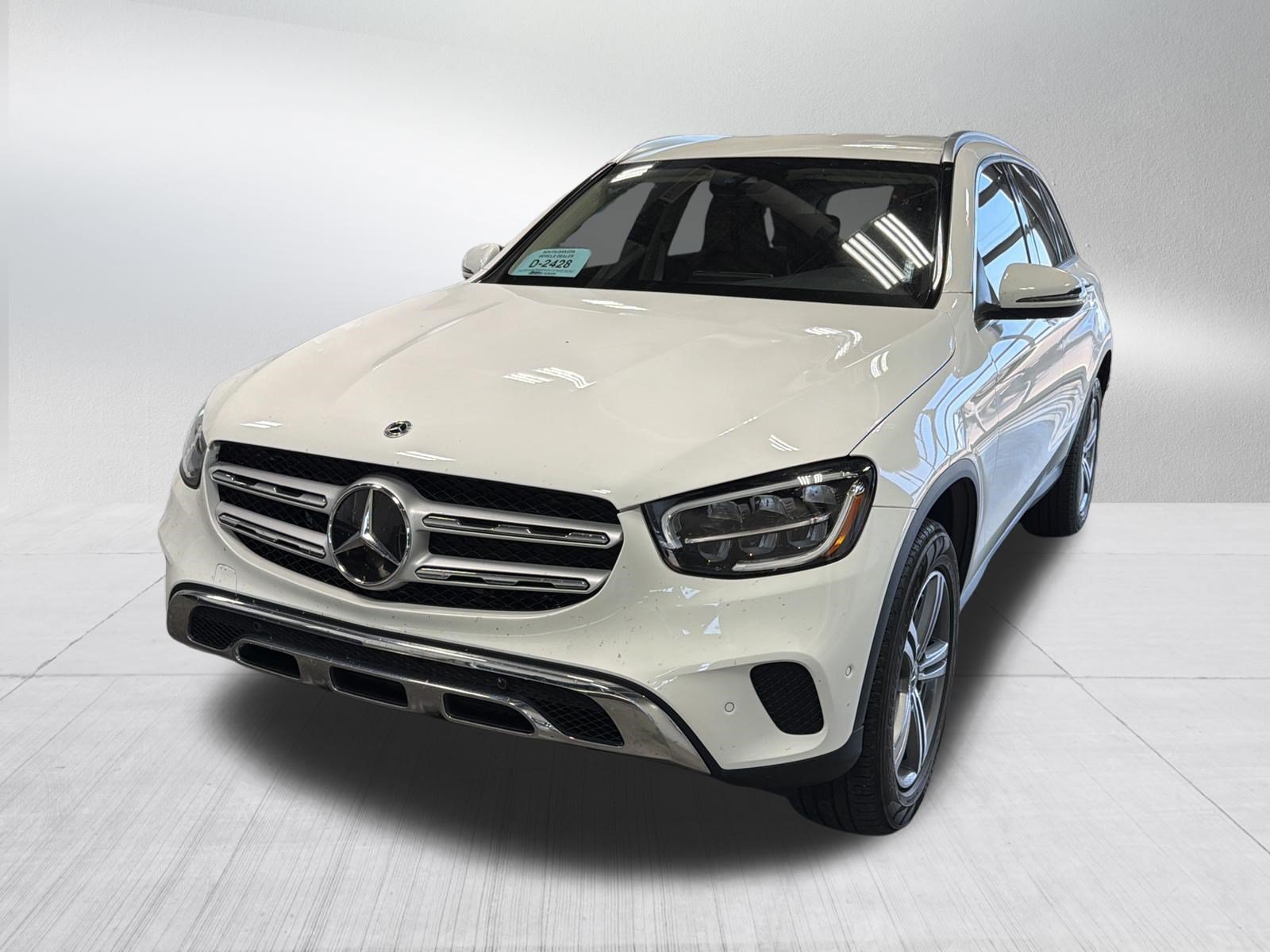 Used 2022 Mercedes-Benz GLC 300 4MATIC image 3