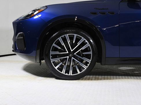 Used 2025 Maserati Grecale Modena image 25