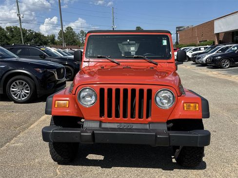 Used 2005 Jeep Wrangler SE AWD/4WD image 2