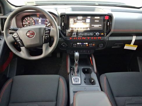 New 2026 Nissan Frontier PRO-4X w/ Pro-4x Convenience Package AWD/4WD image 6
