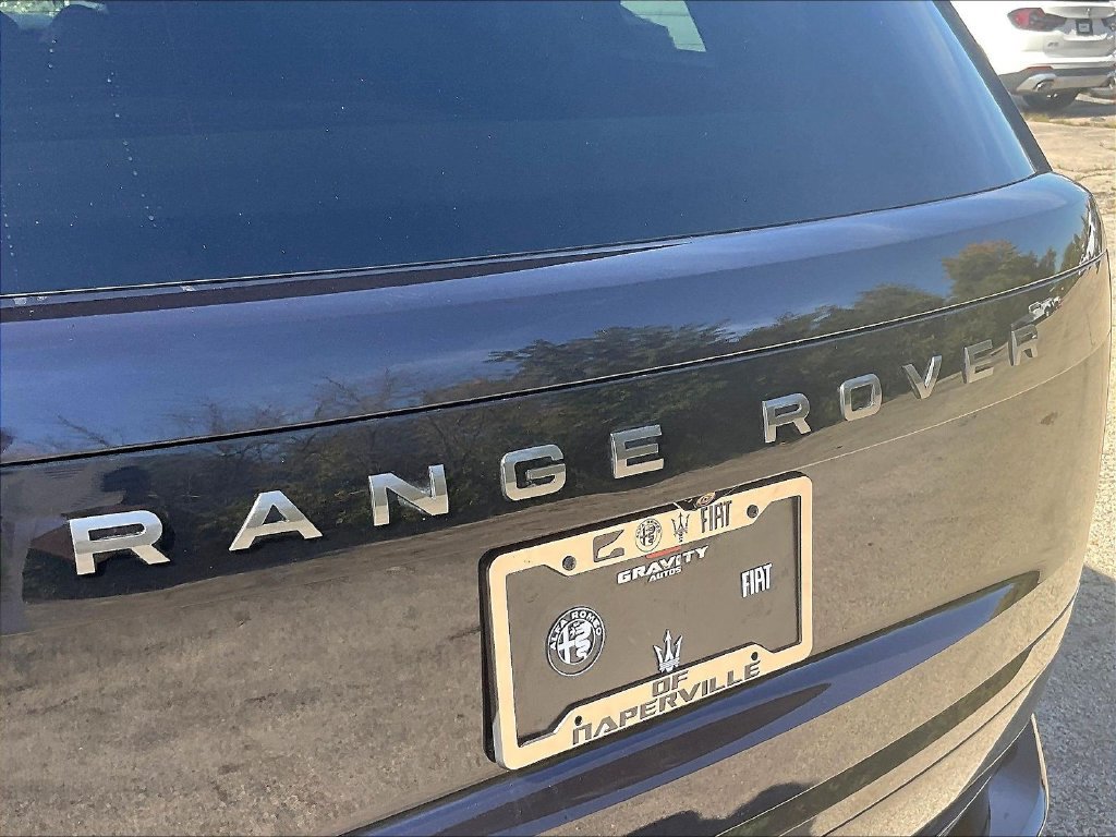 Used 2025 Land Rover Range Rover Autobiography AWD/4WD image 24