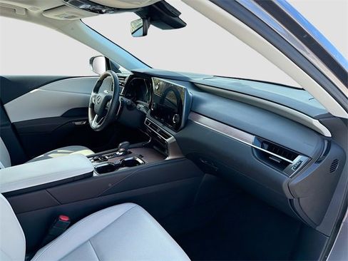 Used 2023 Lexus RX 350 Premium image 15