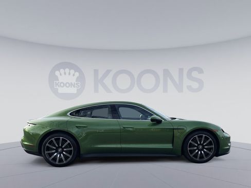 Used 2020 Porsche Taycan 4S image 8