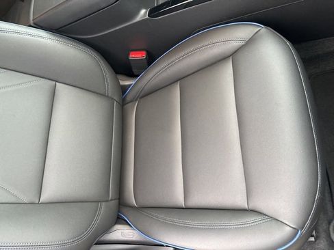 Used 2024 Buick Envista Sport Touring w/ Convenience I Package image 12